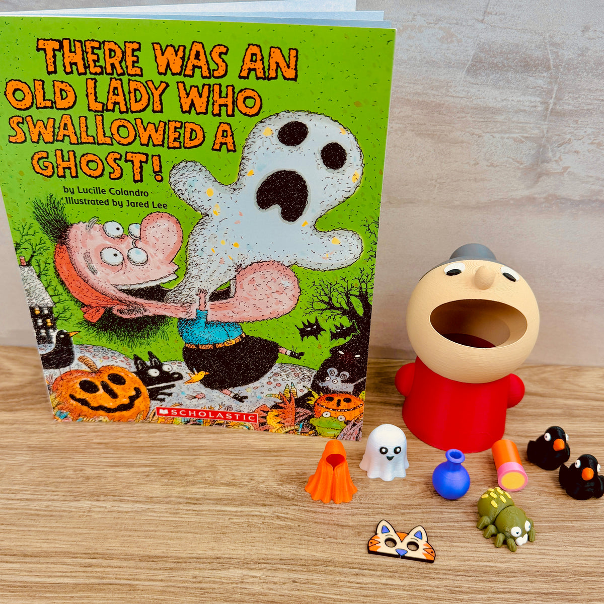 There Was An Old Lady Who Swallowed A Ghost Read-Along Set (Halloween)