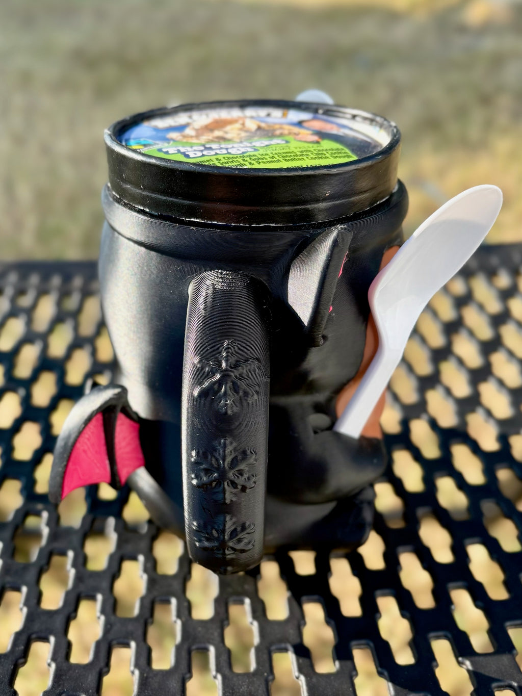 Bat Ice Cream Pint Holder