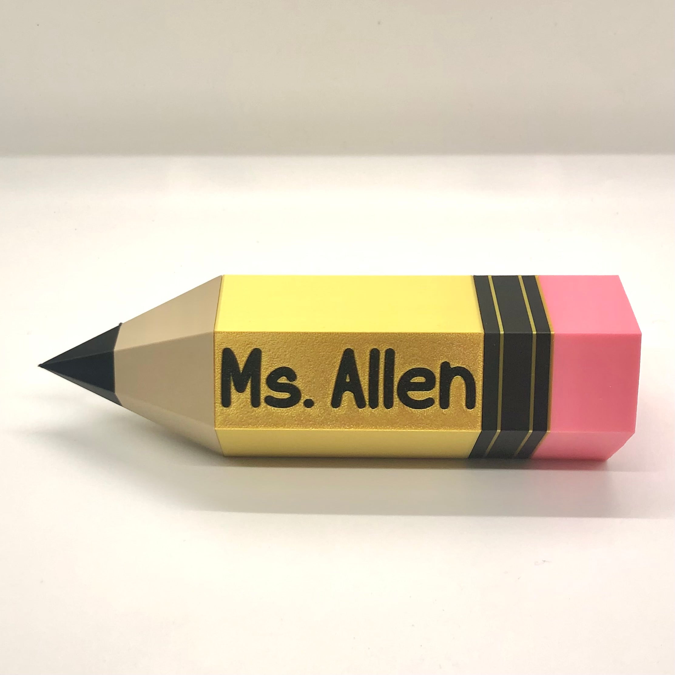 Personalized Pencil Desk Name Display