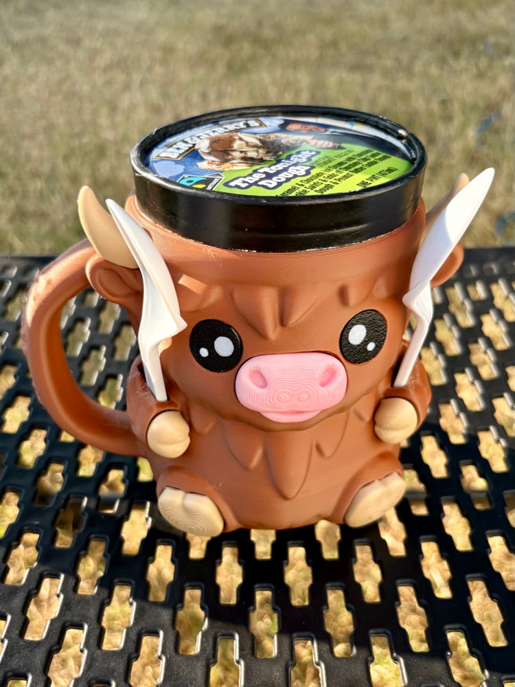 Highland Cow Ice Cream Pint Holder
